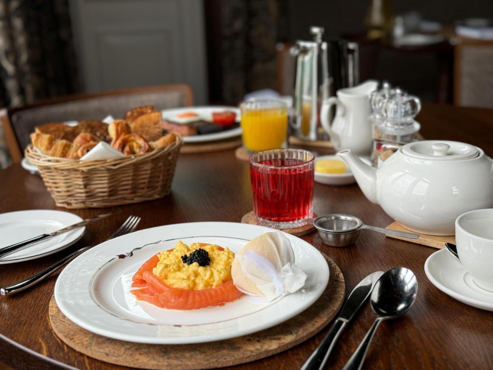 Glenfinnan House Hotel Екстериор снимка