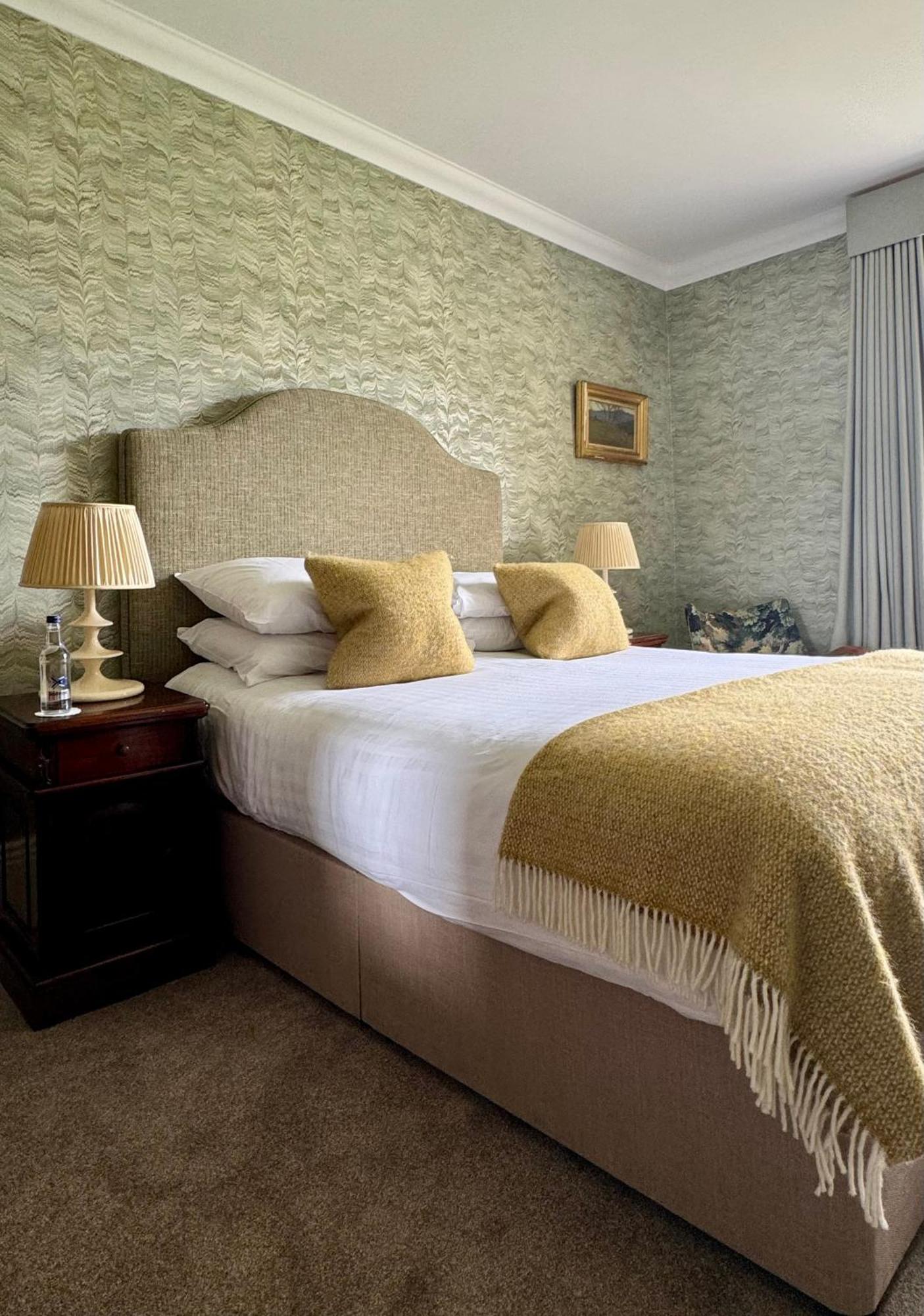 Glenfinnan House Hotel Екстериор снимка